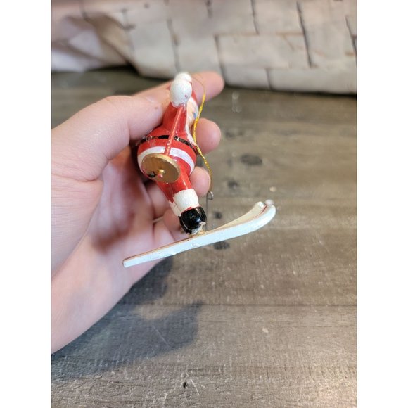 Wooden Santa Claus AS IS skiing vacation Xmas ornament decor - Picture 6 of 6